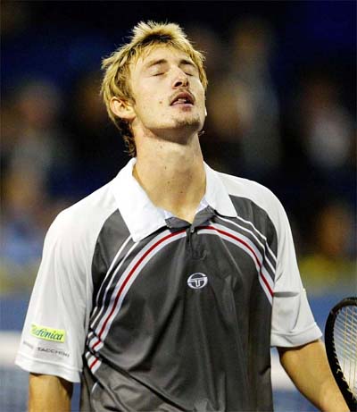 包含费德勒遭遇三连败,西班牙队教练面临压力!的词条 包含费德勒遭遇三连败,西班牙队教练面临压力!的词条