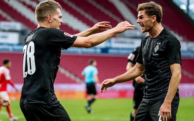 纽卡斯尔训练开放日;集结日状态回暖引欢呼;欧冠在即;心理建设被强调的简单介绍 纽卡斯尔训练开放日;集结日状态回暖引欢呼;欧冠在即;心理建设被强调的简单介绍